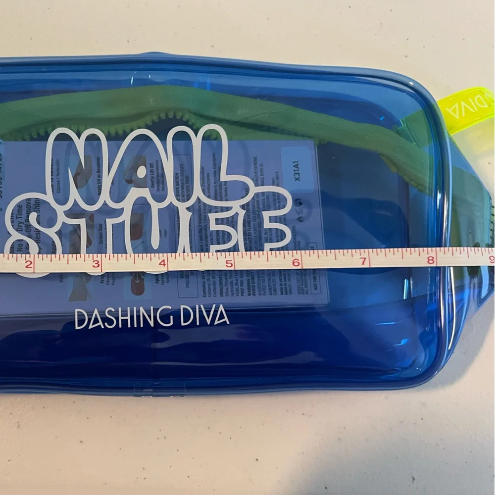 Dashing Diva Nail Stuff Blue Travel Kit Bag with Free Gel Nail Strips NWT